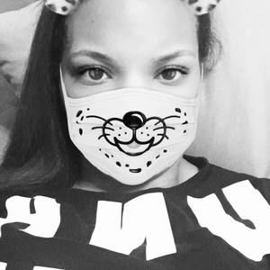 Meet your Posher, Ashley